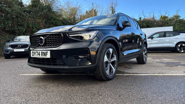 Volvo XC40 2.0 B4P Plus Dark 5dr Auto Petrol Estate